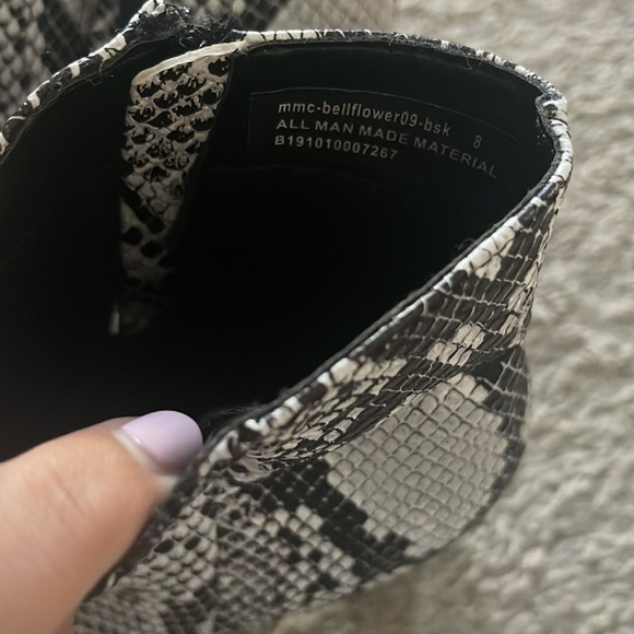 Snakeskin booties - Picture 2 of 4